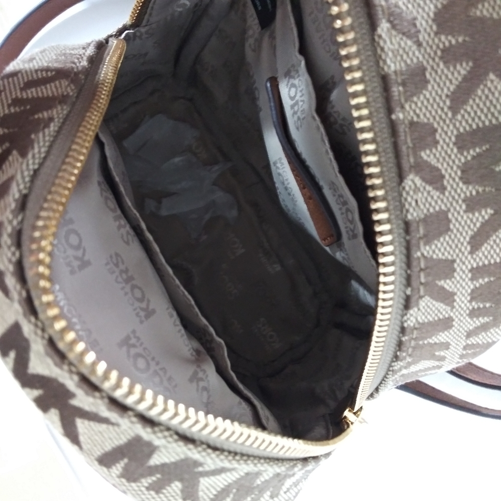 NWT MICHAEL KORS ABBEY BACKPACK SHOULDER BAG - Picture 6 of 9